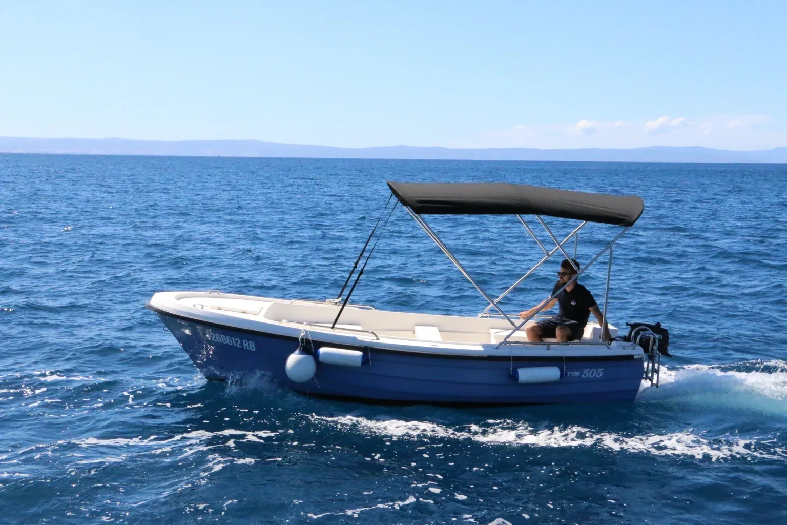 Fortis 505 boat rental in Rab, Croatia