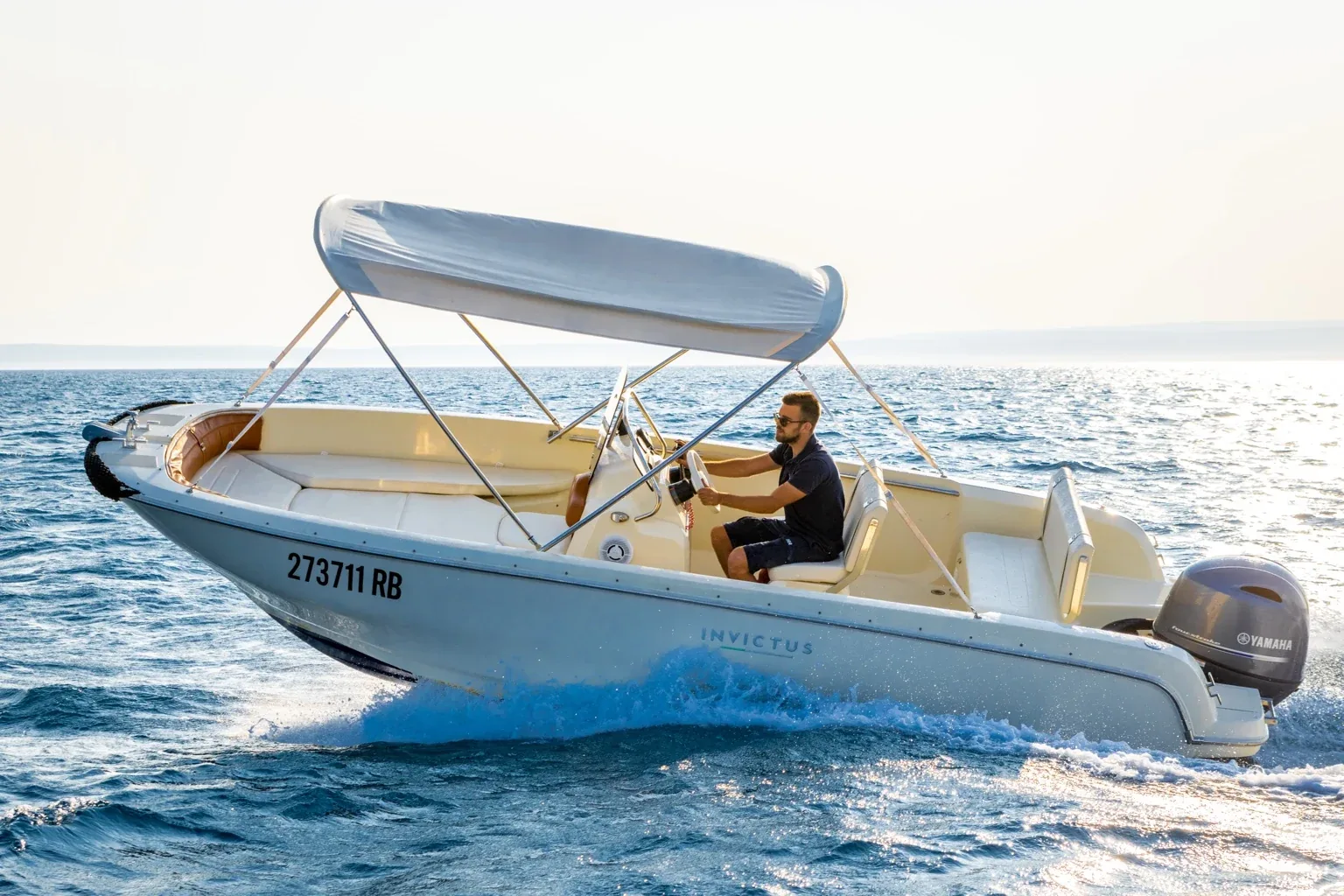 Noleggio Invictus 190 FX a Rab, Croazia 1
