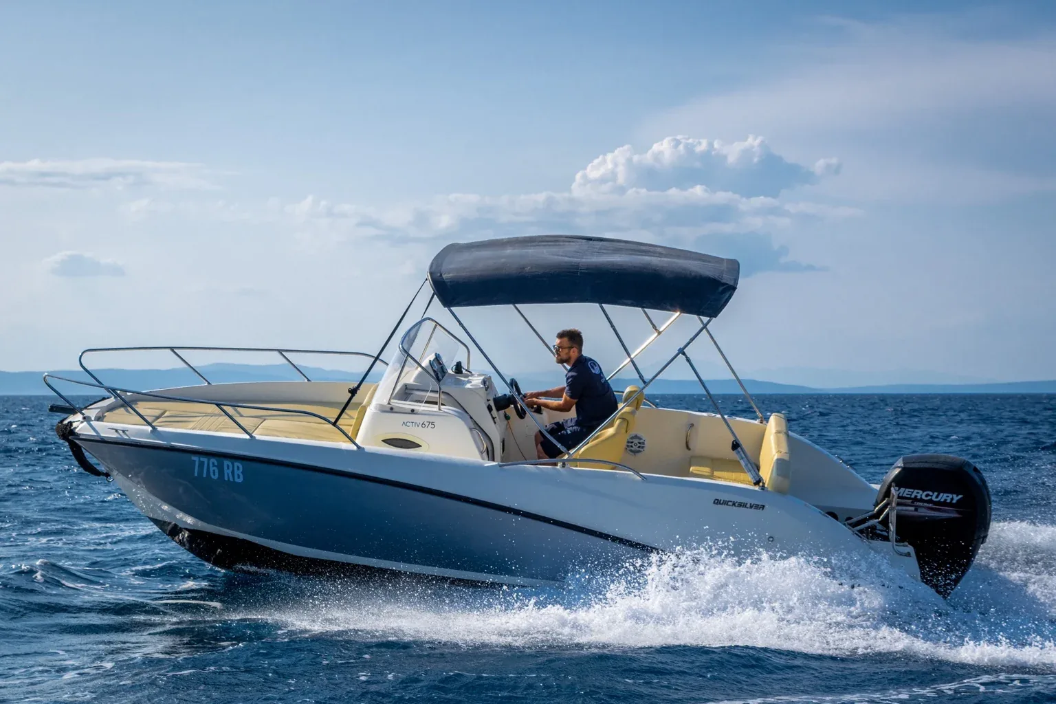 Quicksilver 675 Sundeck Yamaha Boot mieten auf Rab, Kroatien